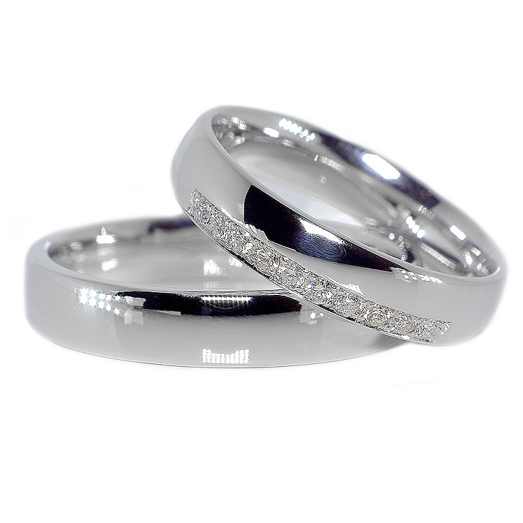 Wedding rings v080 in Gold or Platinum with Diamonds