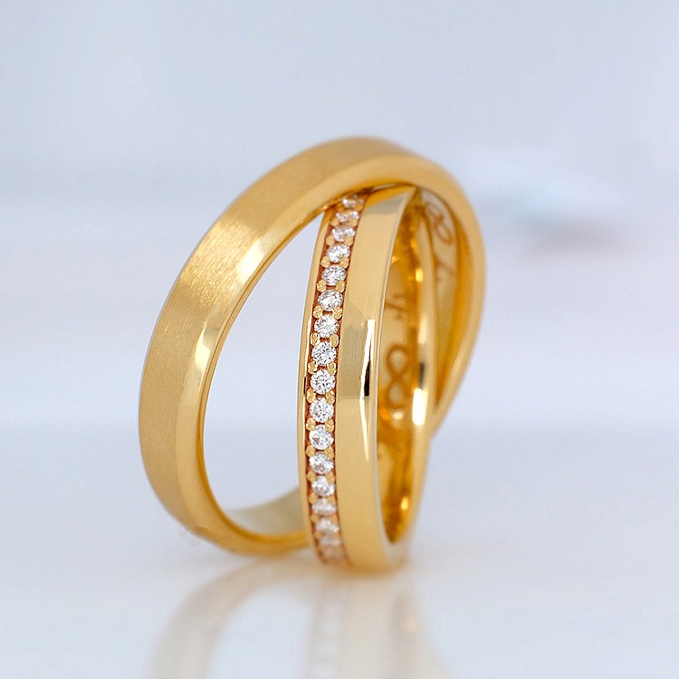 Wedding rings v0803 Classic in Gold or Platinum with Diamonds