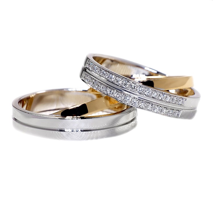 Wedding rings v1022 in two colors of gold or platinum with diamonds