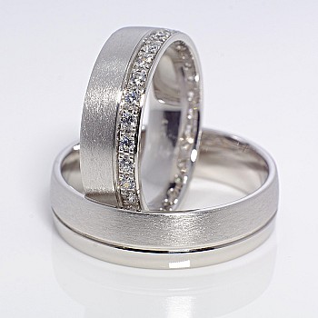 Wedding rings v104 in Gold or Platinum with Diamonds