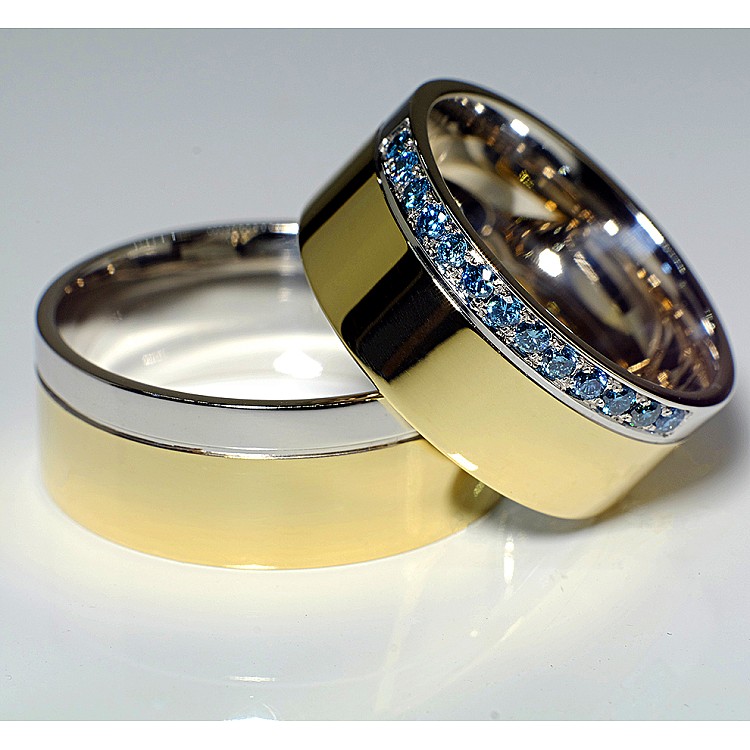 Wedding rings v113 in Gold with Blue Diamonds