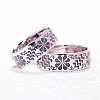 Wedding rings v1194 in Gold or Platinum with Traditional Pattern