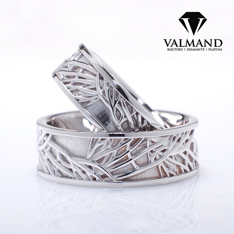 Wedding rings v1253 in Gold or Platinum with Pattern Inspired by Nature