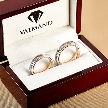 Double wedding rings v1272.1 in Gold with Manual Braiding