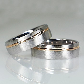 Wedding rings v1291 Two-tone Gold with Diamonds