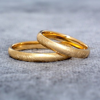 Wedding rings v134mg in Gold or Platinum with Ice Matte Finish