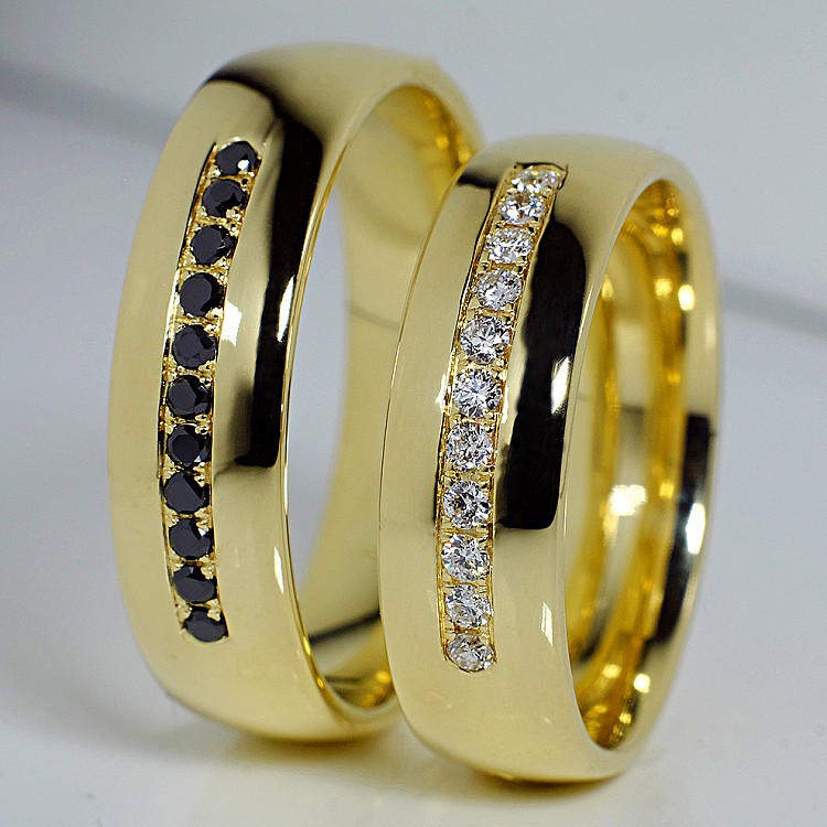 Wedding rings v135 in Gold with Diamonds