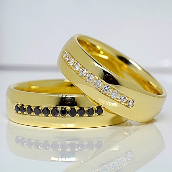 Wedding rings v135 in Gold with Diamonds