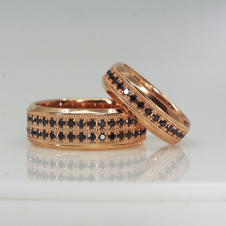 Wedding rings v1630 in Gold or Platinum with Black Diamonds