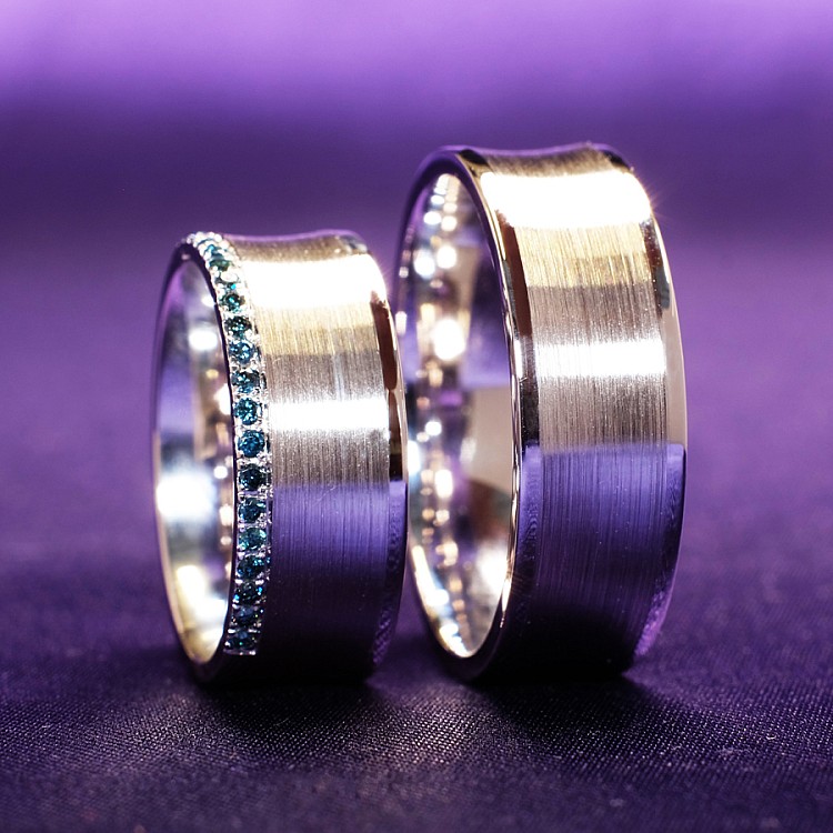 Barcuta v170 Gold or Platinum Wedding Rings with Blue Diamonds