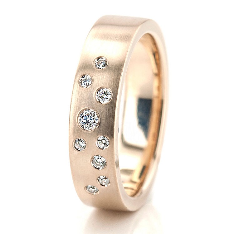 Wedding rings v173 in Gold or Platinum with Diamonds