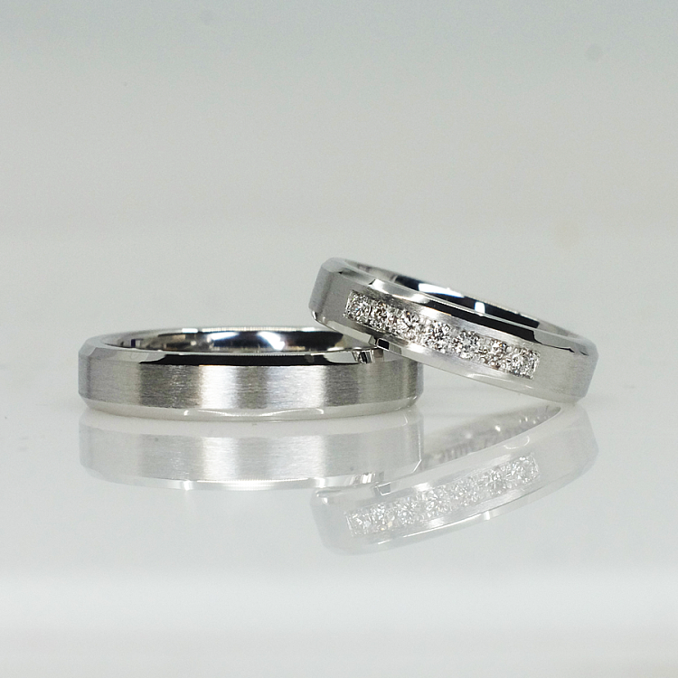 Classic Wedding Bands with Bevelled Edges v1771 in Gold or Platinum with Diamonds