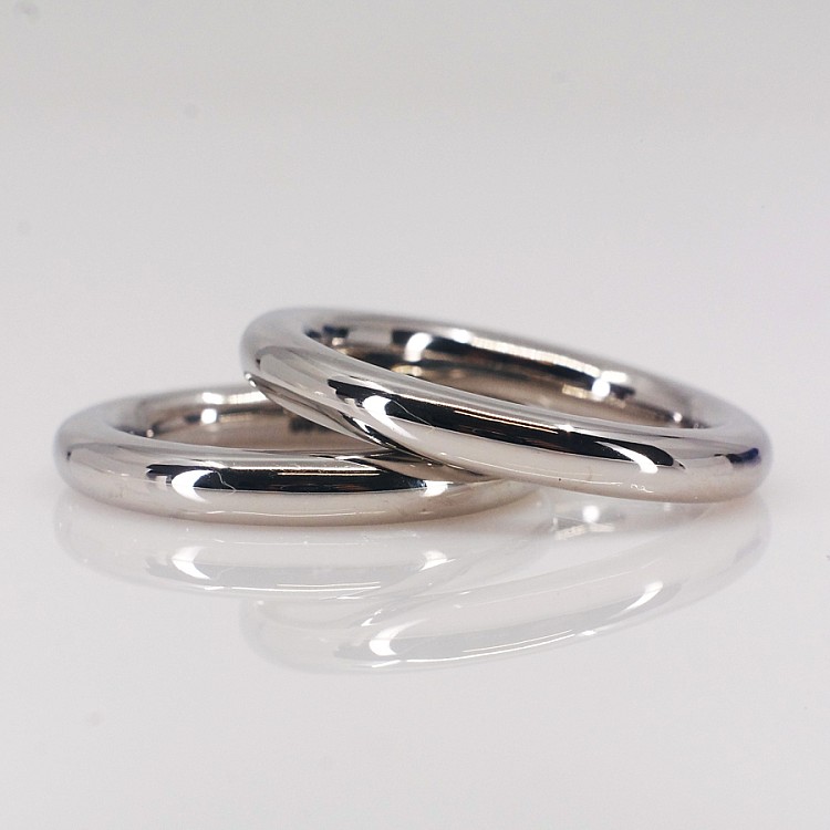 Extra rounded classic wedding rings v190 in Gold or Platinum