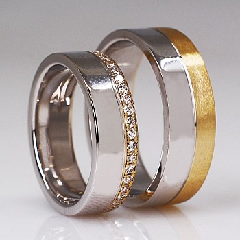 Wedding rings v224 in two colors of gold or platinum with diamonds