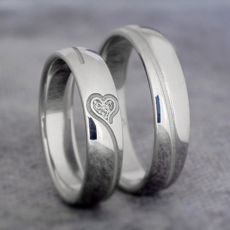 Wedding rings v362 in Gold or Platinum with Diamond