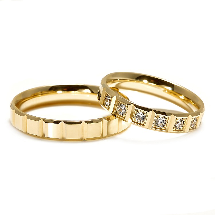 Chopard model wedding rings in Gold with colorless Diamonds v3819