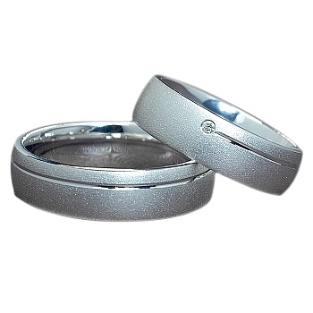 Wedding rings v4371 in Gold or Platinum with Diamond and Matt Sandblasted Finish