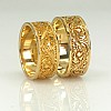 Wedding rings v6193 in Gold or Platinum Straight Profile with Venetian Pattern