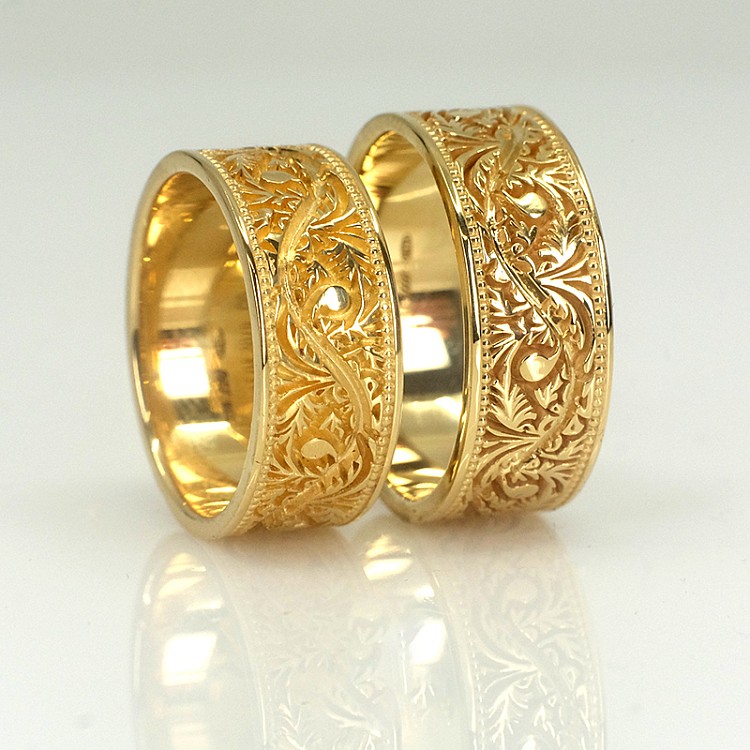 Wedding rings v6193 in Gold or Platinum Straight Profile with Venetian Pattern