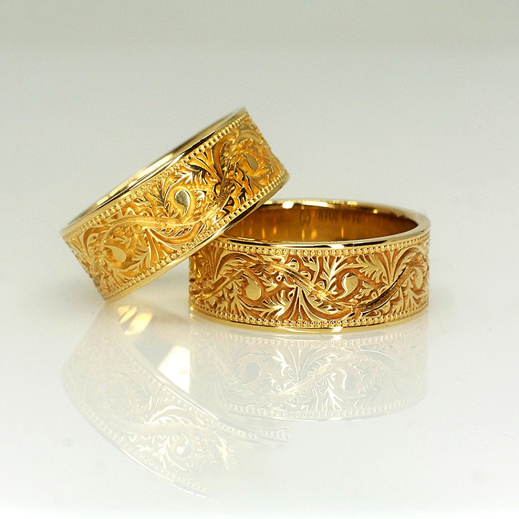 Wedding rings v6193 in Gold or Platinum Straight Profile with Venetian Pattern