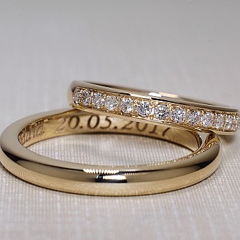 Wedding rings v860 in Gold with Diamonds