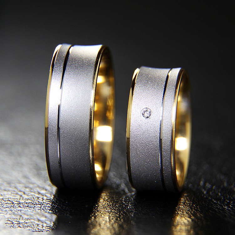 Gold and Diamond Wedding Rings v869