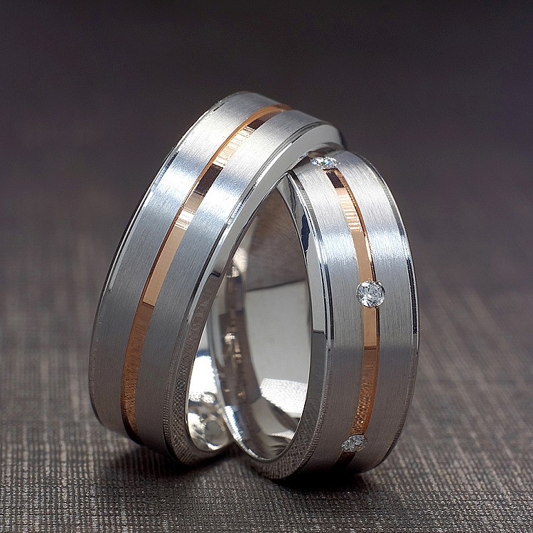 V940 Gold Wedding Rings with Diamonds