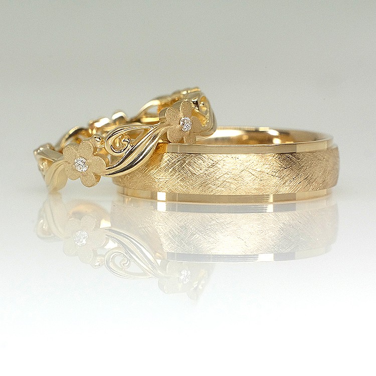 Custom Wedding Rings v9732 in Gold with Diamonds